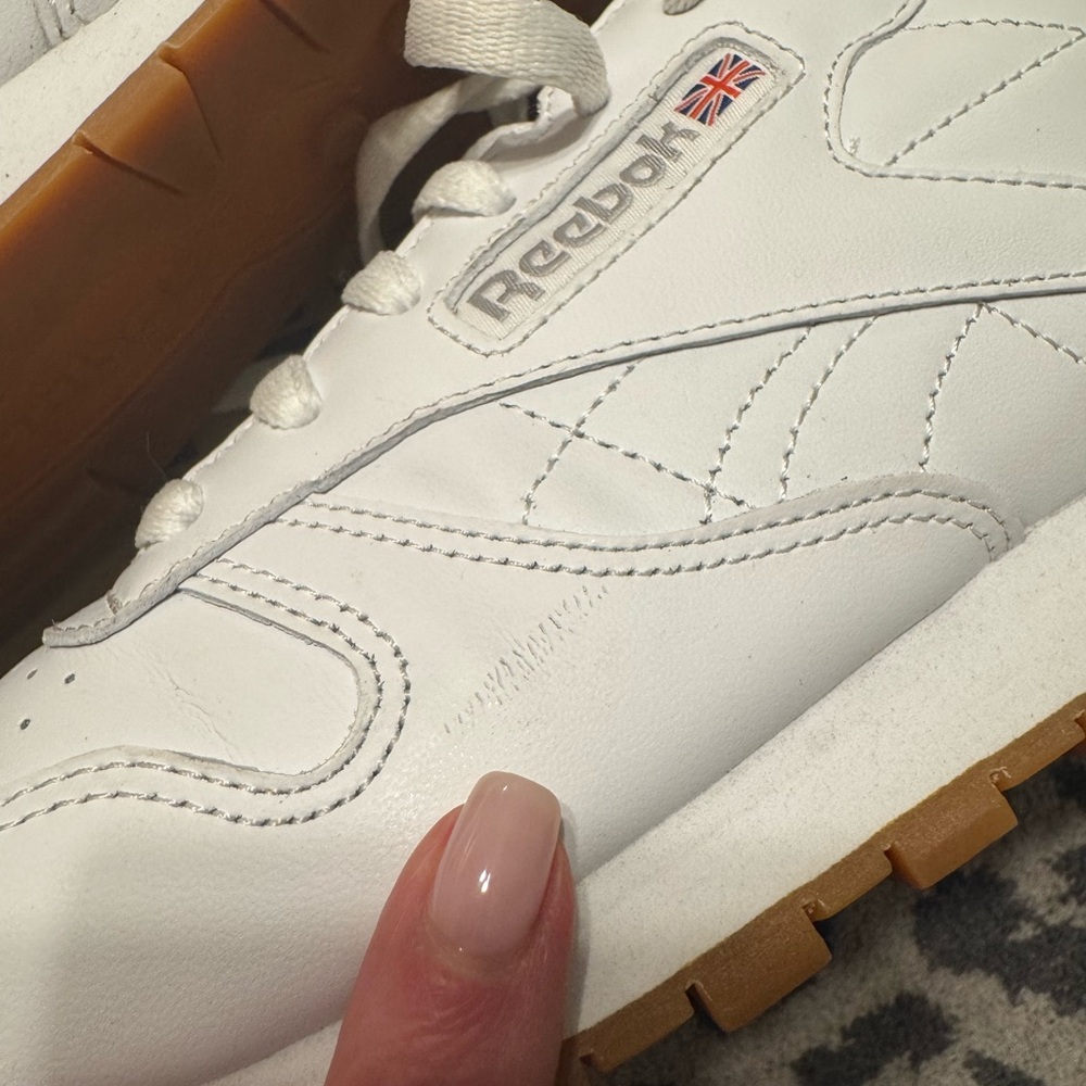 Reebok White Leather Sneakers with Gum Outsole - Picture 7 of 10